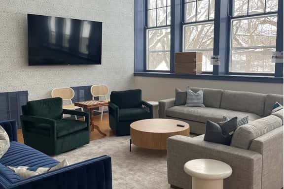 SchoolHouse now Lux BNB! Gym, Sauna, HotTub, GameRoom - Image 1