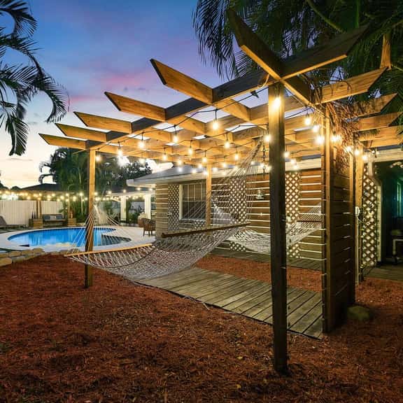 Sleeps 16•HtdPool•Hammocks MiniGolf•Grill - Image 1