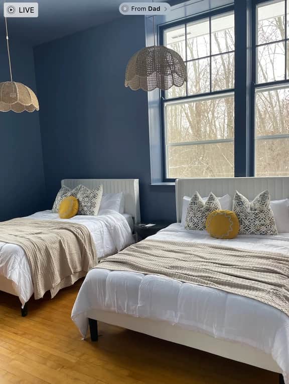 SchoolHouse now Lux BNB! Gym, Sauna, HotTub, GameRoom - Image 2
