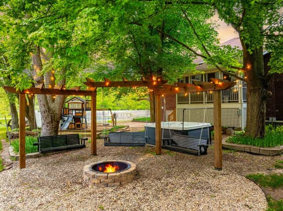 SchoolHouse now Lux BNB! Gym, Sauna, HotTub, GameRoom - Image 5